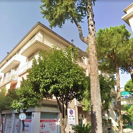Kennedy 1 Apartament Diano Marina